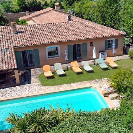 Villa Jas Fontaine By *